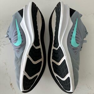 Women’s Nike downshifters size 10